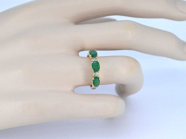 Gouden ring met diamanten en smaragd - afbeelding 5 van  11