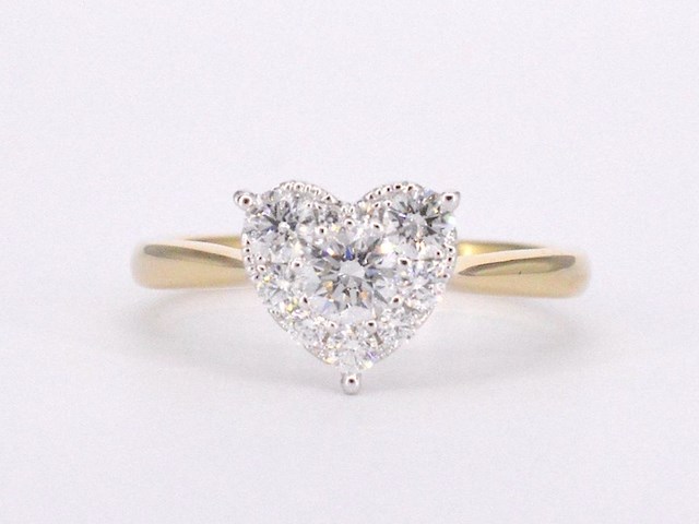 Gouden ring met diamanten in hart vorm - afbeelding 8 van  11