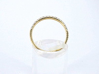 Gouden ring met diamanten - afbeelding 9 van  9
