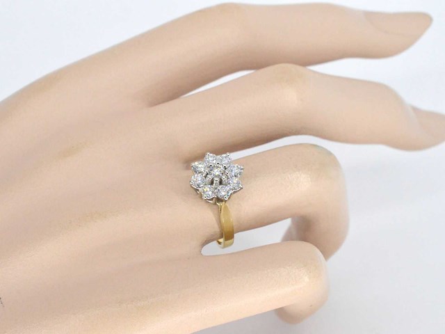 Gouden ring met diamanten - afbeelding 8 van  9