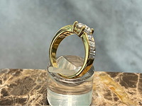 Gouden ring met diamanten - afbeelding 4 van  5