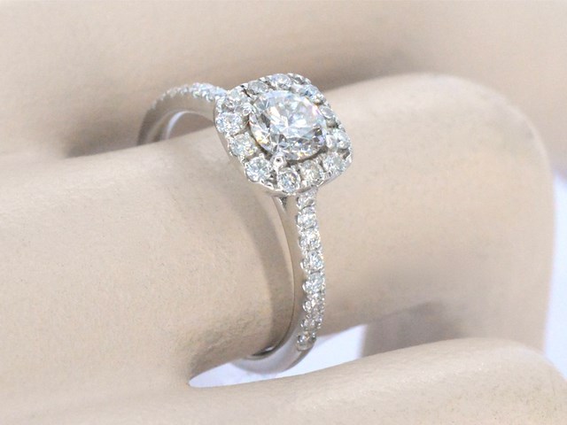 Gouden ring met diamanten - afbeelding 4 van  11