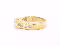 Gouden ring met diamanten - afbeelding 8 van  12