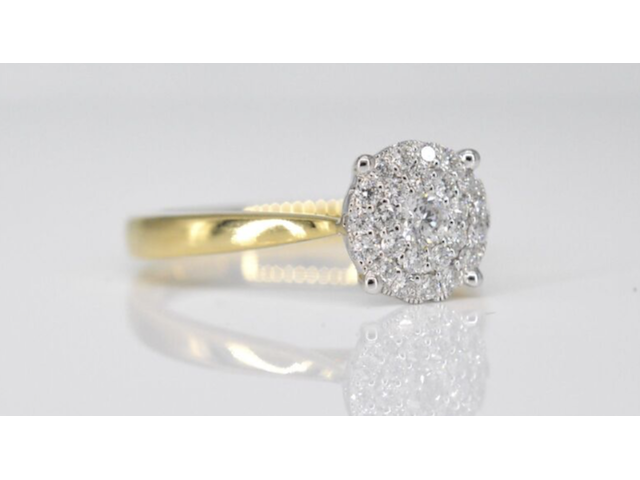 Gouden ring met diamanten - afbeelding 2 van  4