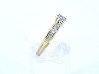 Gouden ring met diamanten - afbeelding 12 van  12