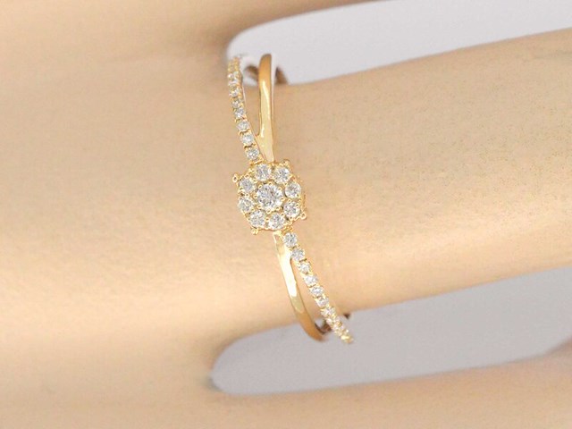 Gouden ring met diamanten - afbeelding 3 van  10