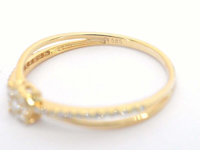 Gouden ring met diamanten - afbeelding 9 van  10