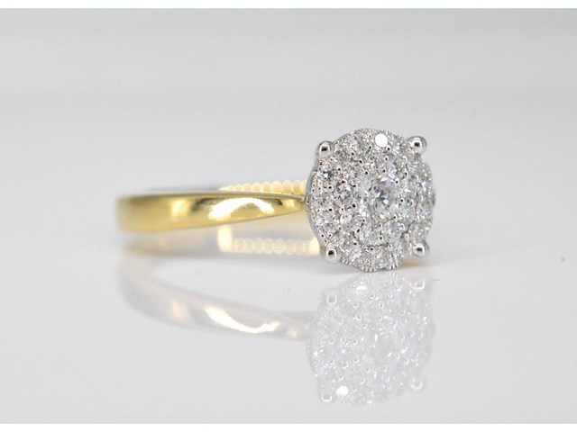 Gouden ring met diamanten - afbeelding 3 van  8