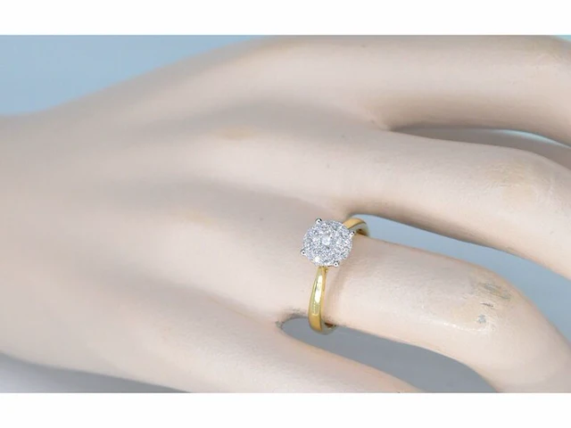 Gouden ring met diamanten - afbeelding 2 van  8
