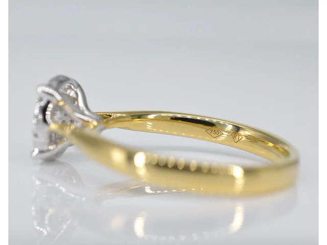Gouden ring met diamanten - afbeelding 6 van  8