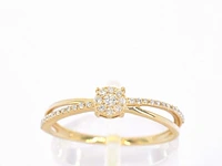 Gouden ring met diamanten