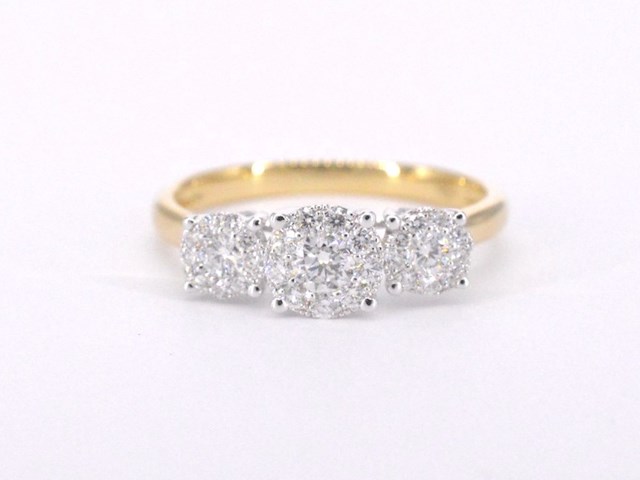 Gouden ring met drie chatons van diamanten 0.75 carat - afbeelding 6 van  10