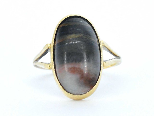 Gouden ring met edelsteen - afbeelding 1 van  4