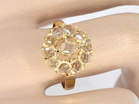 Gouden ring met edelstenen - afbeelding 2 van  11