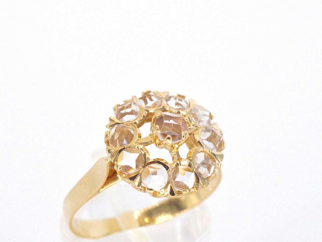 Gouden ring met edelstenen - afbeelding 7 van  11