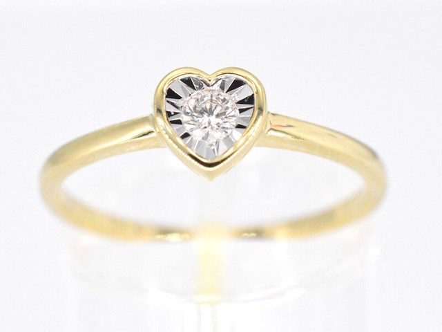 Gouden ring met een briljant geslepen diamant in hartvorm - afbeelding 1 van  7