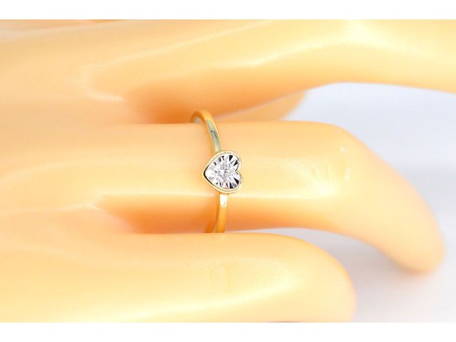 Gouden ring met een briljant geslepen diamant in hartvorm - afbeelding 2 van  7