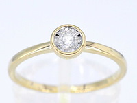 Gouden ring met een briljant geslepen diamant - afbeelding 1 van  5