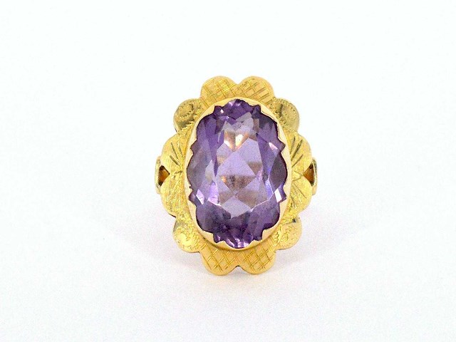 Gouden ring met een natuurlijke amethist - afbeelding 7 van  8