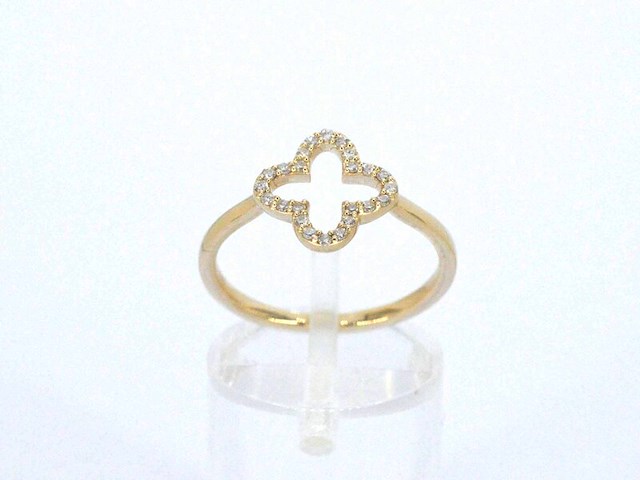 Gouden ring met een open klaver vier motief gezet met diamanten - afbeelding 5 van  8