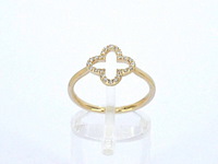 Gouden ring met een open klaver vier motief gezet met diamanten - afbeelding 5 van  8