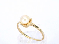 Gouden ring met een parel - afbeelding 4 van  10