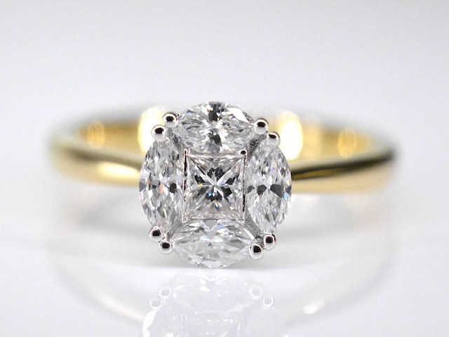 Gouden ring met prinses en marquise geslepen diamanten - afbeelding 1 van  6
