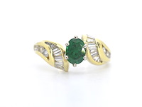 Gouden ring met smaragd - afbeelding 1 van  12