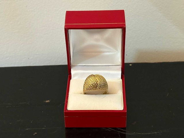 Gouden ring - afbeelding 1 van  3