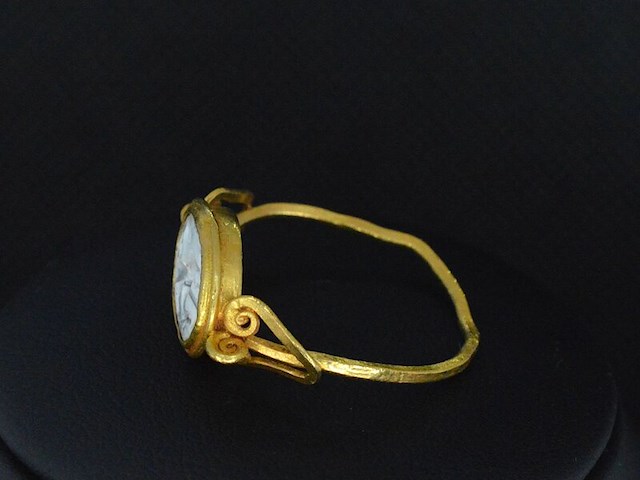Gouden romeinse ring - ca. 2000 jaar oud - afbeelding 2 van  5