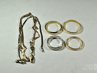 Gouden sieraden - afbeelding 1 van  9