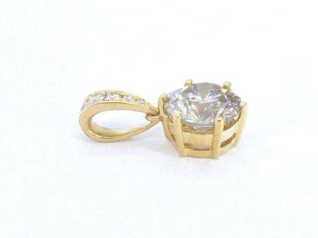 Gouden solitair hanger met een diamant van 1.50 carat, excl. ketting - afbeelding 8 van  9