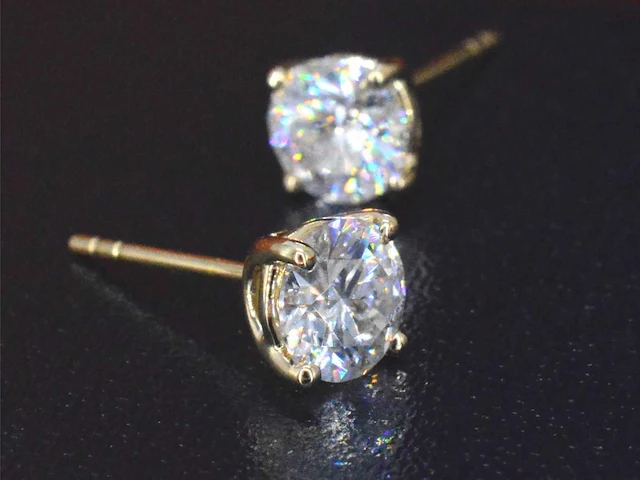 Gouden solitair oorbellen 2.00 ct - afbeelding 4 van  8