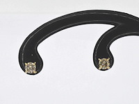 Gouden solitair oorbellen met natuurlijke briljant geslepen diamanten - afbeelding 2 van  7