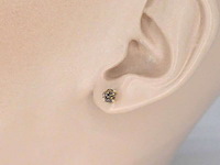 Gouden solitair oorbellen met natuurlijke cognac diamanten - afbeelding 2 van  9