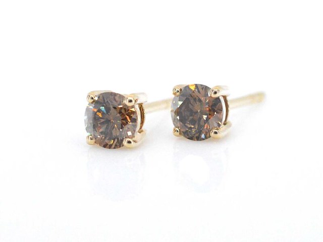 Gouden solitair oorbellen met natuurlijke cognac diamanten - afbeelding 3 van  9