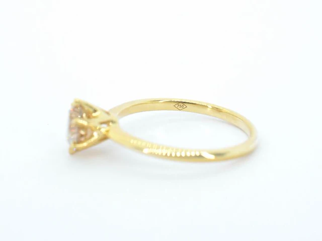 Gouden solitair ring met diamant - afbeelding 6 van  10