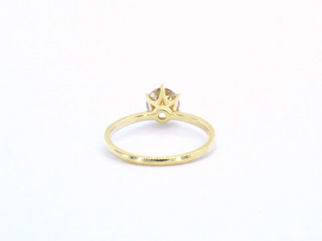 Gouden solitair ring met diamant - afbeelding 8 van  10