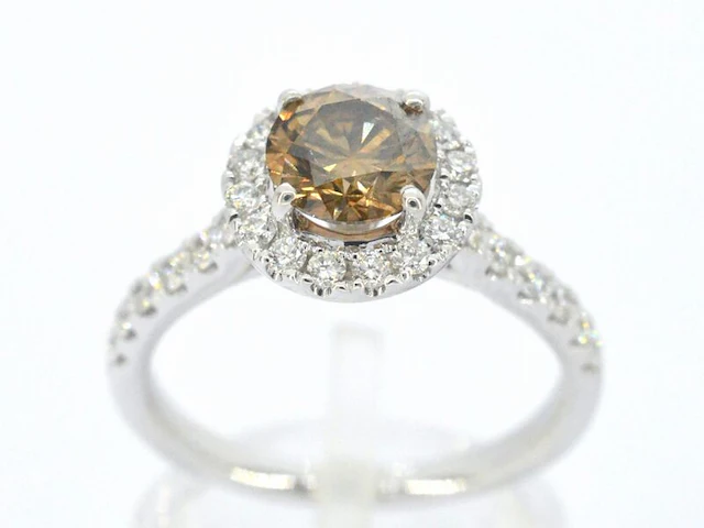 Gouden solitair ring met diamanten - afbeelding 1 van  11