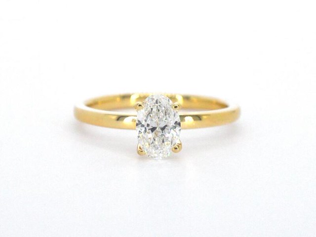 Gouden solitair ring met een 1.00 carat ovaal geslepen diamant - afbeelding 7 van  10