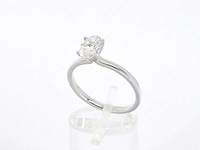 Gouden solitair ring met ovaal geslepen diamant - afbeelding 4 van  9