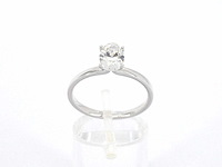 Gouden solitair ring met ovaal geslepen diamant - afbeelding 6 van  9