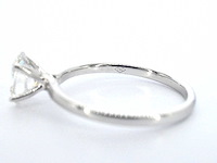 Gouden solitair ring met ovaal geslepen diamant - afbeelding 8 van  9