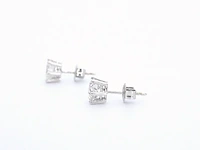Gouden solitaire oorbellen met 2.25 carat diamant - afbeelding 5 van  8