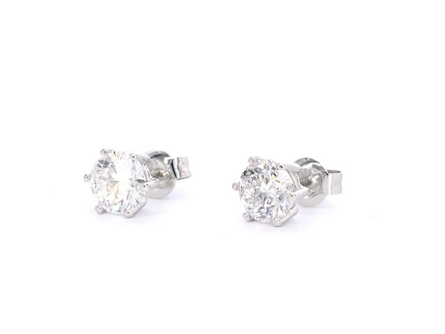 Gouden solitaire oorbellen met 2.25 carat diamant - afbeelding 8 van  10