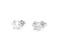 Gouden solitaire oorbellen met 2.25 carat diamant - afbeelding 8 van  10