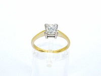 Gouden solitaire ring met prinses geslepen diamant - afbeelding 5 van  7