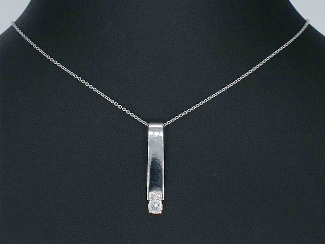 Gouden staaf hanger met diamanten, excl. ketting - afbeelding 2 van  2