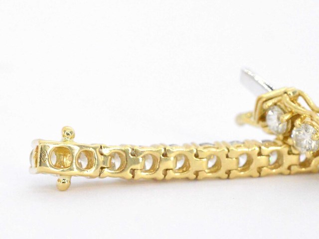 Gouden tennis armband met 6.50 carat diamanten - afbeelding 6 van  9