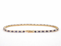 Gouden tennis armband met diamanten en saffieren - afbeelding 4 van  9